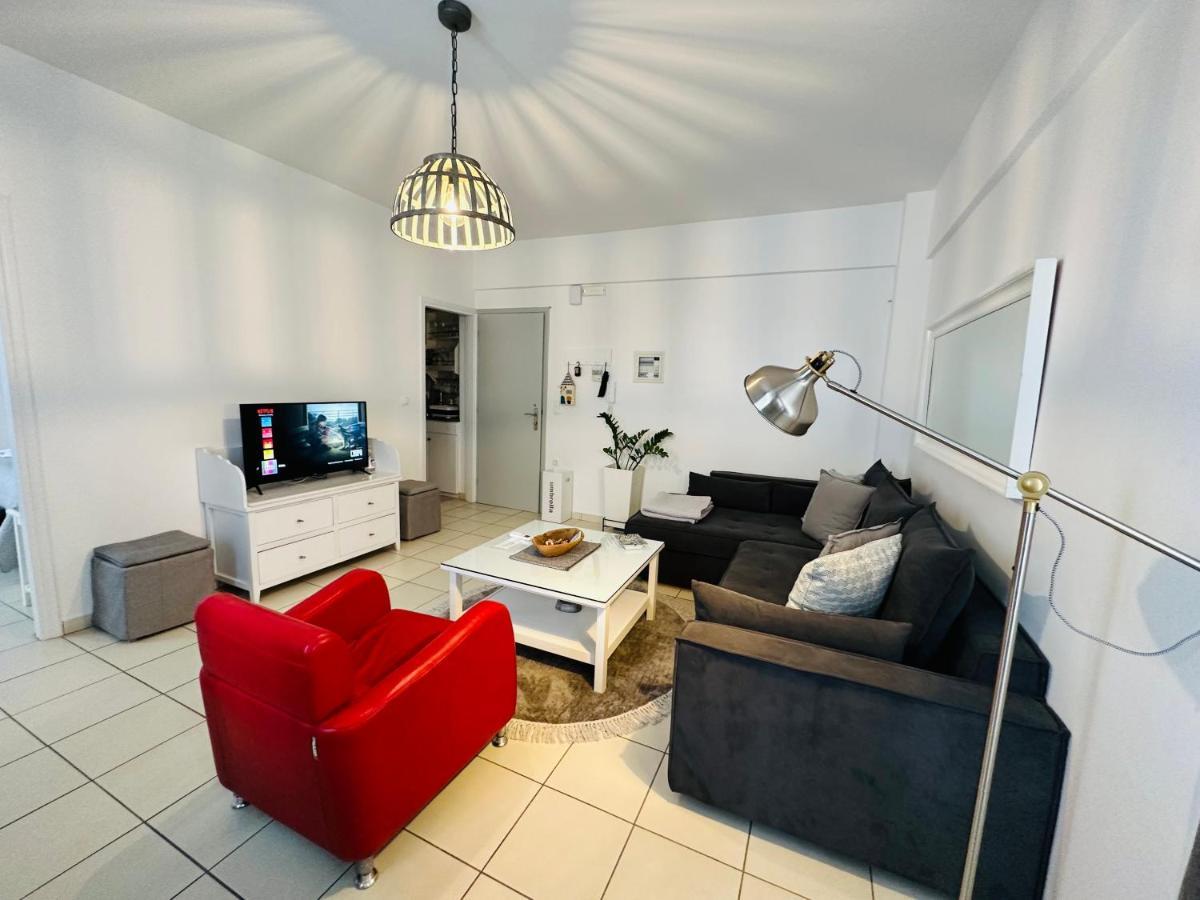 Gianna'S Apartment Central Aigio Cozy And Shining ภายนอก รูปภาพ
